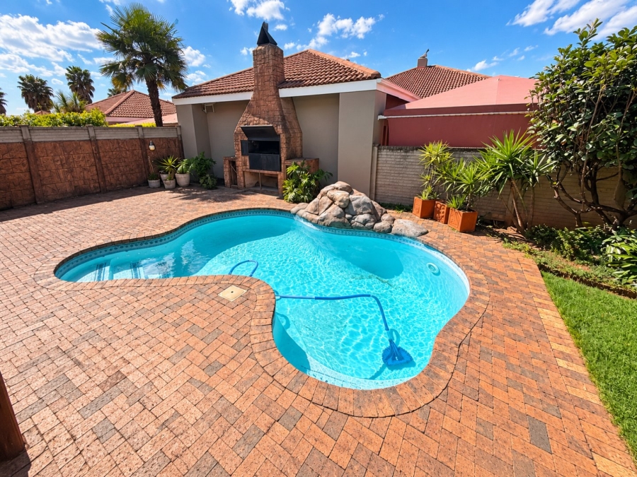 3 Bedroom Property for Sale in Maraldi Estate Free State